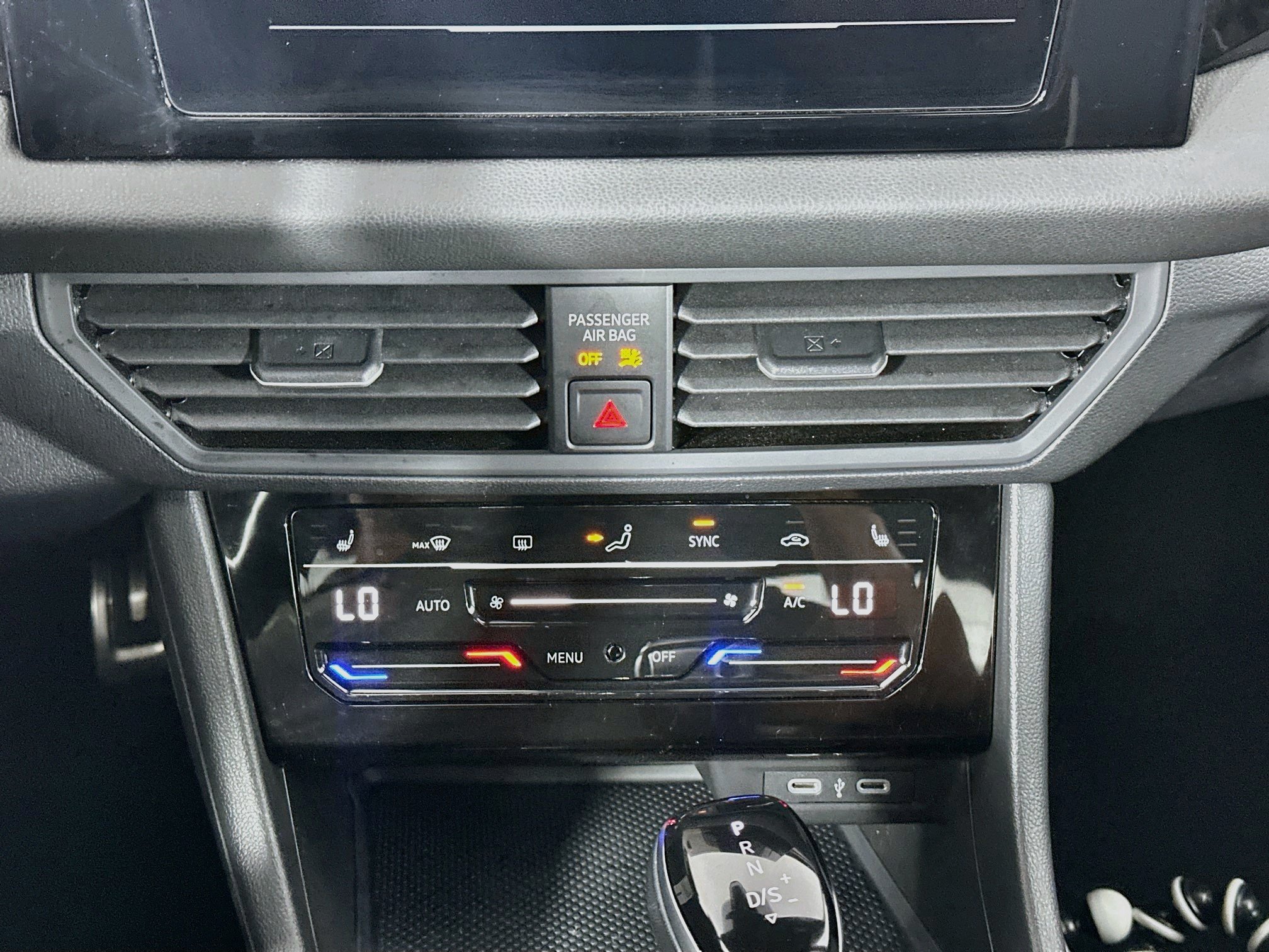 Used 2025 Volkswagen Jetta Sport FWD image 23