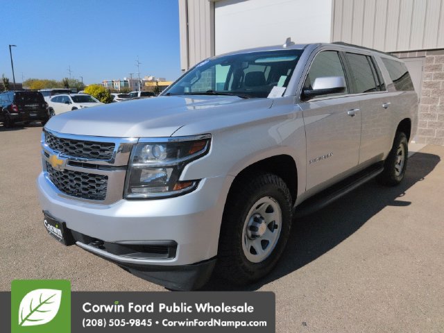 Used 2019 Chevrolet Suburban 4WD w/ Enhanced Driver Alert Package image 7