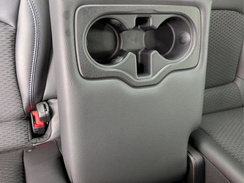 New 2026 Jeep Compass Latitude w/ Sun and Sound Group AWD/4WD image 10