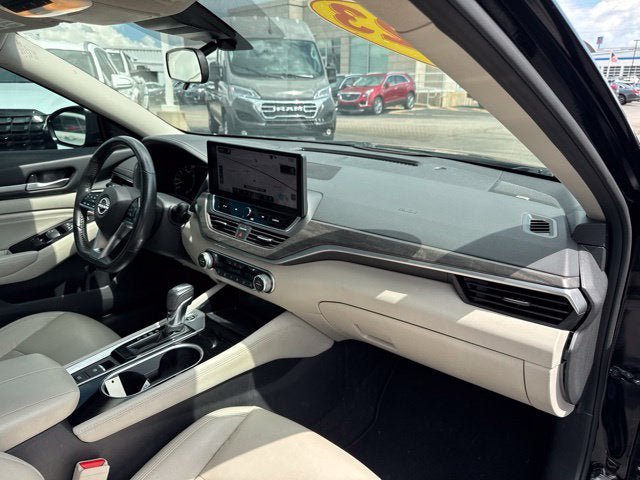 Used 2023 Nissan Altima 2.5 SL AWD/4WD image 28