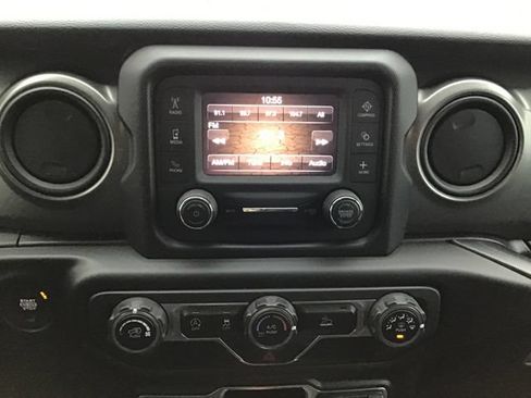 Used 2021 Jeep Wrangler Unlimited Sport AWD/4WD image 18