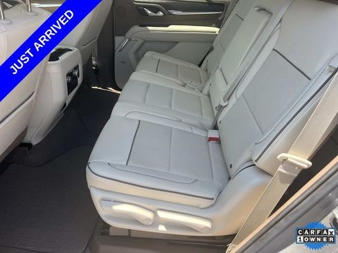 Used 2022 GMC Yukon Denali w/ Denali Premium Package AWD/4WD image 19