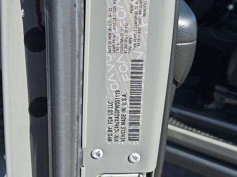 Used 2023 Jeep Wrangler Willys image 26