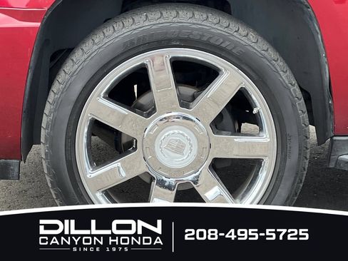 Used 2009 Cadillac Escalade AWD image 26