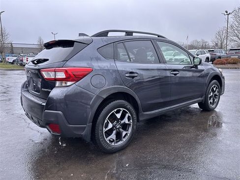 Used 2019 Subaru Crosstrek 2.0i Premium image 3