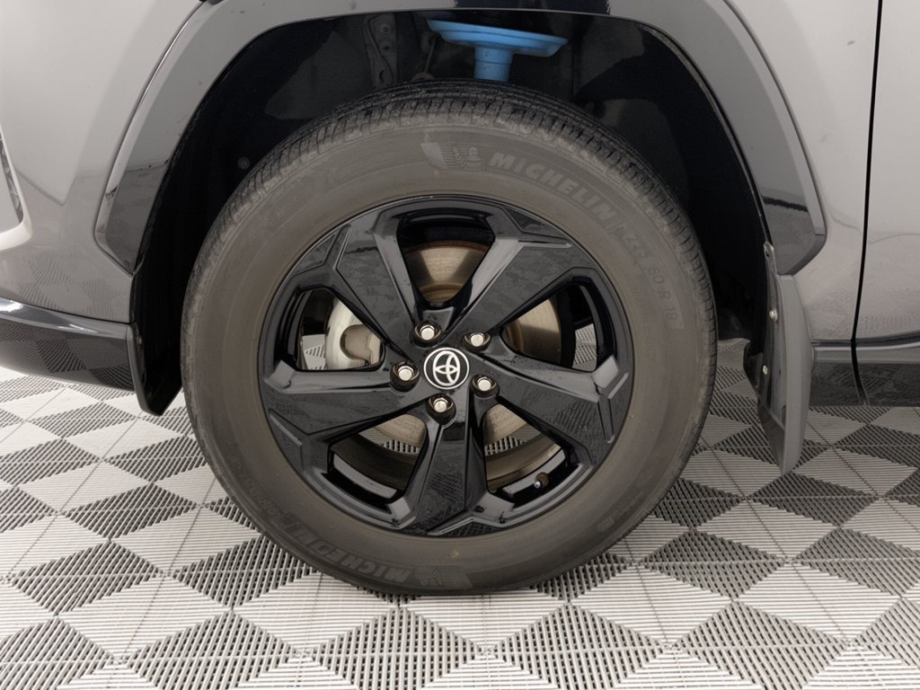 Used 2021 Toyota RAV4 XSE AWD/4WD image 13