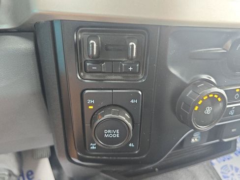 Used 2024 Ford F250 XLT w/ Snow Plow/Camper Package AWD/4WD image 31