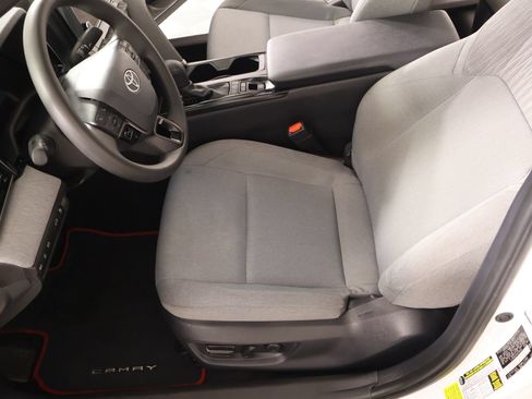Used 2025 Toyota Camry LE w/ Convenience Package FWD image 10
