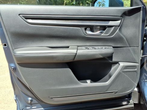 Used 2025 Honda CR-V EX image 13