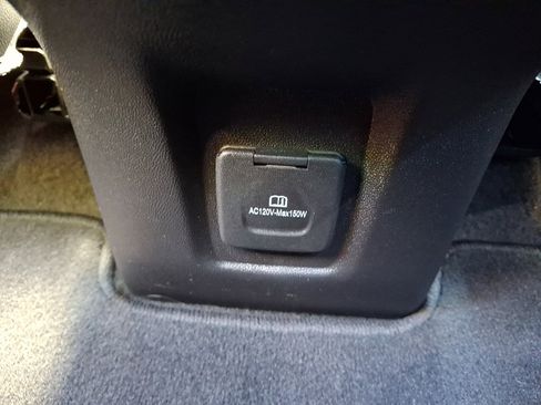 Used 2023 Chevrolet Equinox LT AWD/4WD image 13
