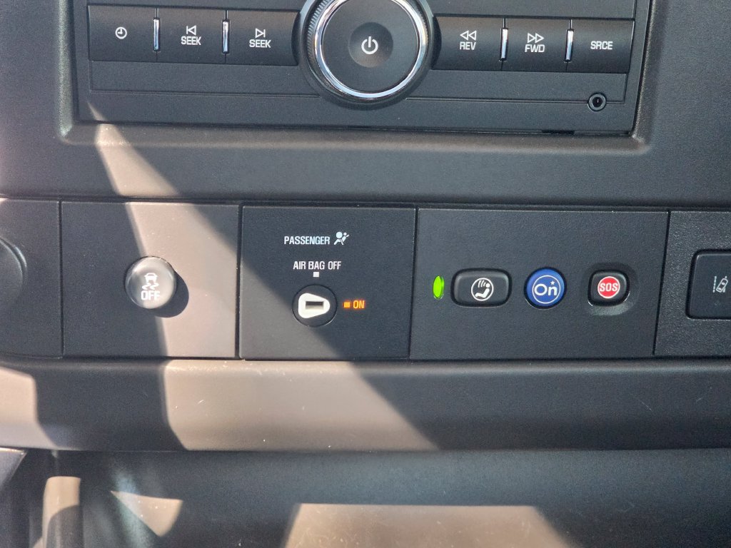 Used 2024 GMC Savana 3500 w/ Power Convenience Package RWD image 27