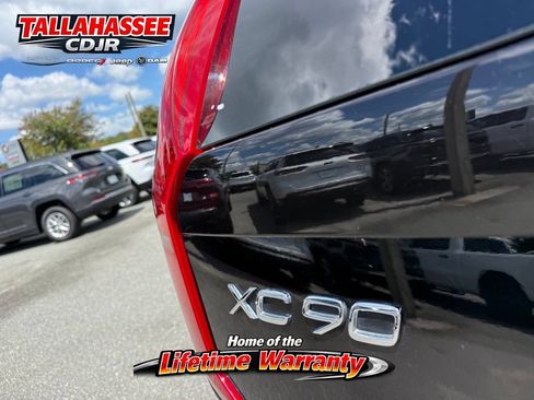 Used 2021 Volvo XC90 T6 Momentum w/ Climate Package AWD/4WD image 7