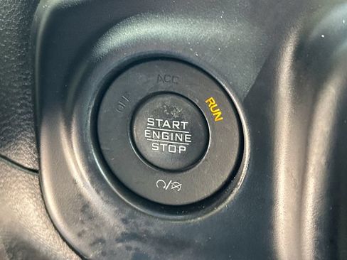 Used 2020 Jeep Wrangler Unlimited Sport AWD/4WD image 34