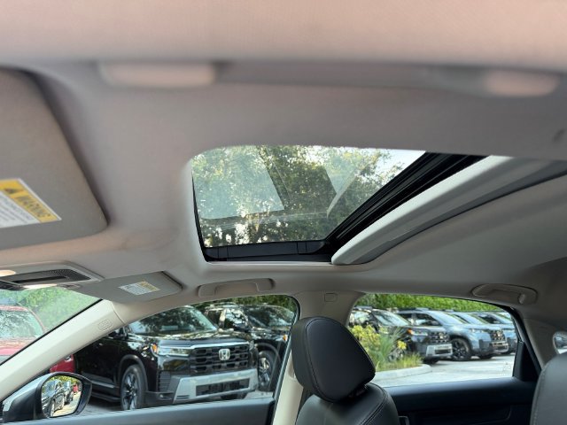 Used 2024 Honda Civic EX-L image 21