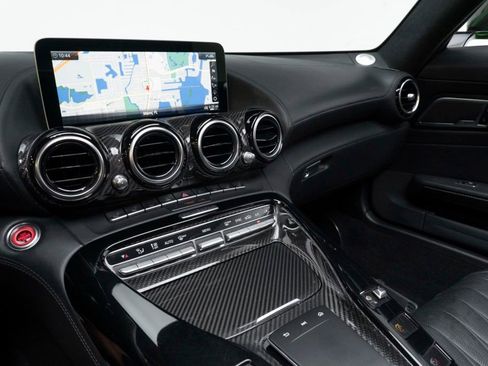 Used 2020 Mercedes-Benz AMG GT R image 34