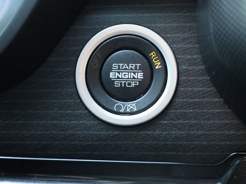 Used 2023 RAM 3500 Limited image 36