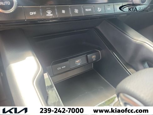 Certified 2024 Kia Telluride LX FWD image 31