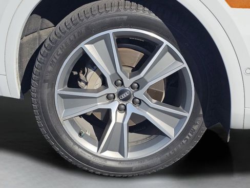 Used 2019 Audi Q5 Prestige w/ Prestige Package image 20