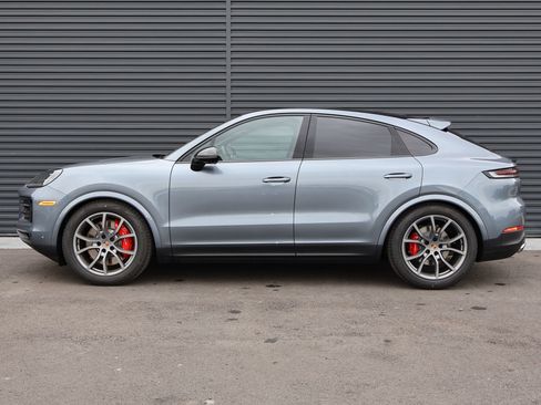 New 2026 Porsche Cayenne S AWD/4WD image 11