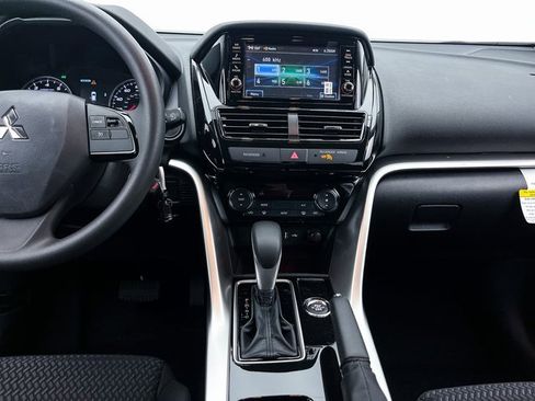 New 2025 Mitsubishi Eclipse Cross ES image 5