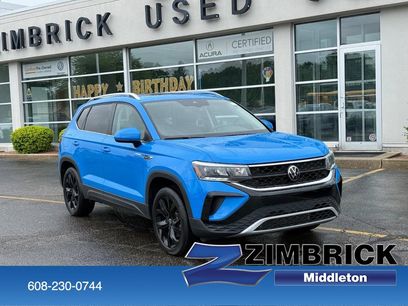 Certified 2023 Volkswagen Taos SE w/ Panoramic Sunroof Package
