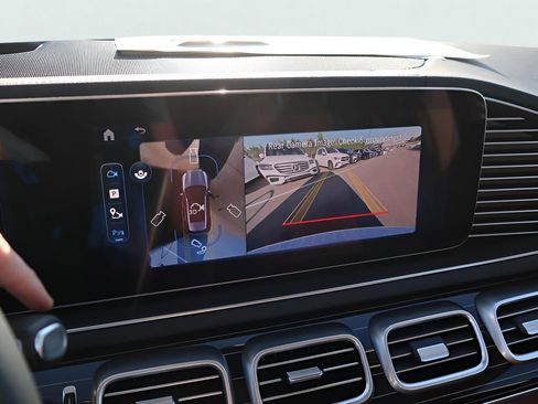 New 2026 Mercedes-Benz GLE 450 4MATIC image 39
