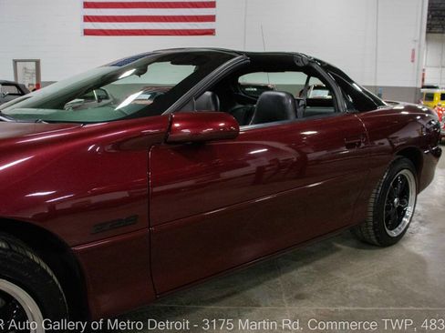 Used 2001 Chevrolet Camaro Z28 w/ Preferred Equipment Group 2 image 22
