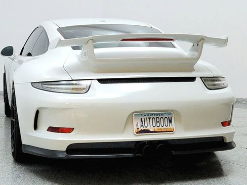 Used 2014 Porsche 911 GT3 image 4