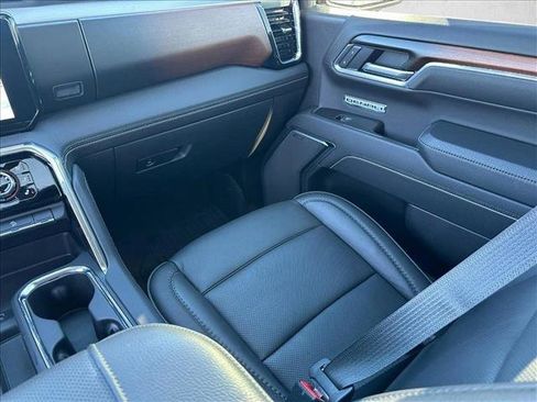 Used 2025 GMC Sierra 1500 Denali w/ Denali Reserve Package image 17