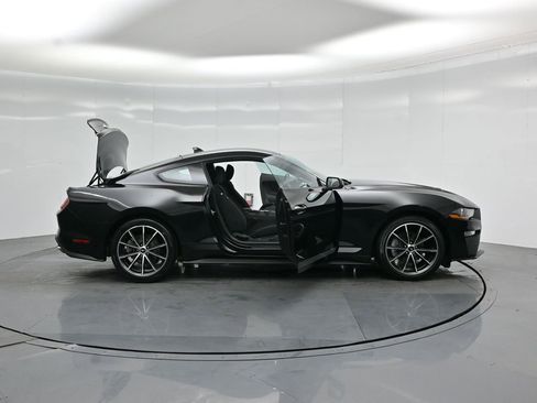 Certified 2022 Ford Mustang Coupe w/ Equipment Group 101A image 4