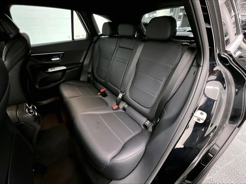Used 2026 Mercedes-Benz GLC 300 image 18