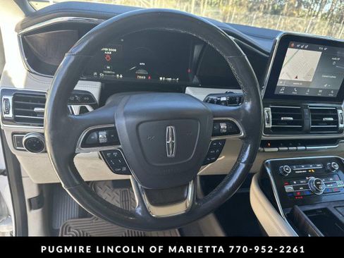 Used 2019 Lincoln Navigator Reserve image 22
