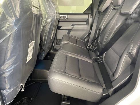 New 2025 Ford Bronco Badlands w/ Sasquatch Package image 4