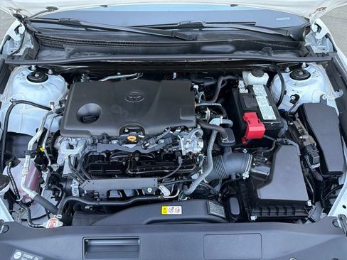 Used 2023 Toyota Camry SE FWD image 17
