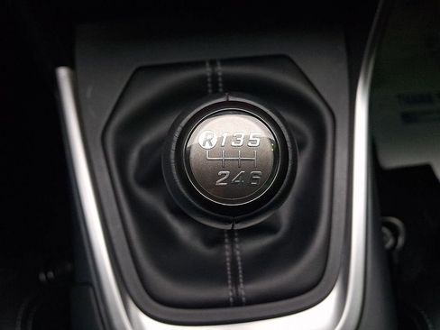 Used 2024 Toyota GR86 Premium image 15