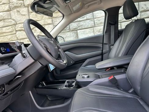 Certified 2023 Ford Mustang Mach-E Premium AWD/4WD image 8