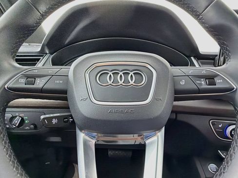 Used 2023 Audi Q5 2.0T Premium w/ Convenience Package AWD/4WD image 11