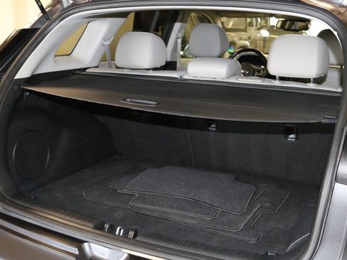 Used 2018 Kia Niro EX Premium image 84