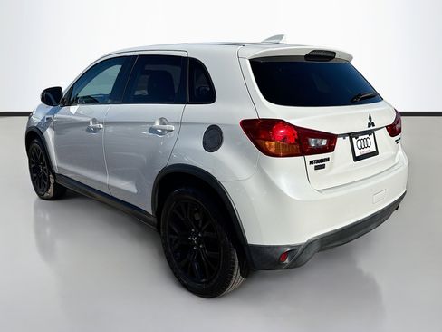Used 2017 Mitsubishi Outlander Sport LE image 5