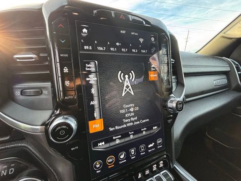 Used 2021 RAM 1500 Laramie image 18