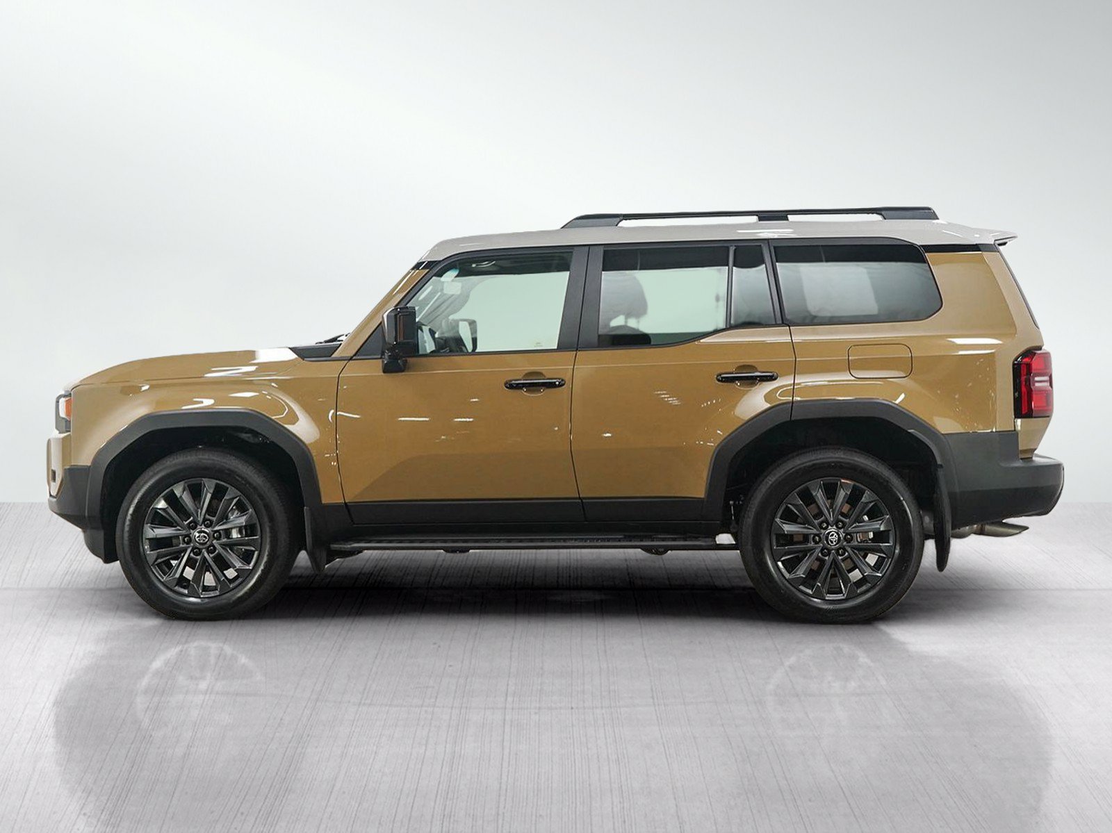 Used 2026 Toyota Land Cruiser w/ Premium Package AWD/4WD image 2