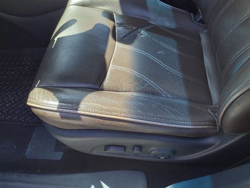 Used 2013 INFINITI JX35 AWD w/ Premium Pkg image 12