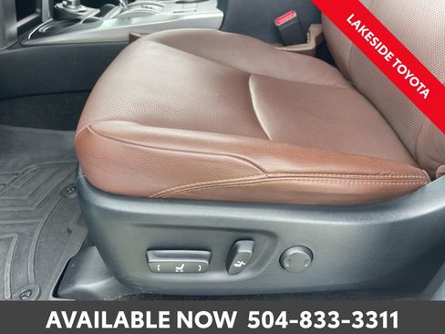 Used 2022 Toyota 4Runner Limited AWD/4WD image 28