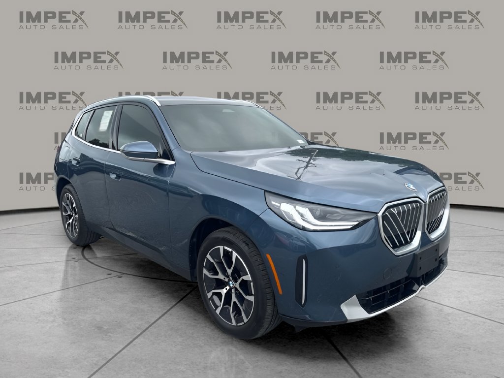 Used 2025 BMW X3 xDrive30i AWD/4WD image 4