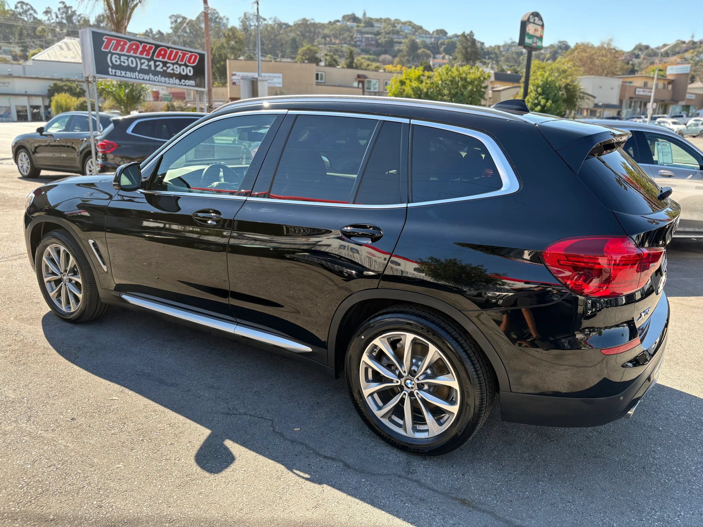 Used 2019 BMW X3 xDrive30i w/ Driving Assistance Package AWD/4WD image 5