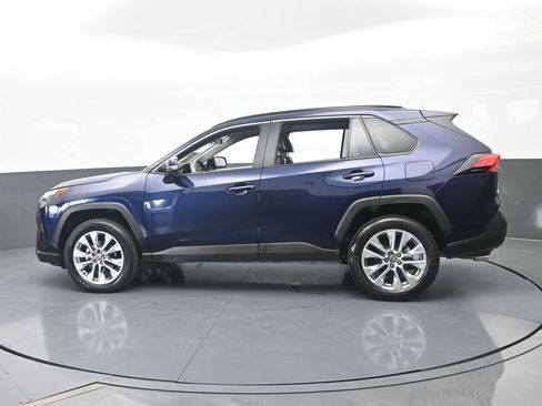 Used 2025 Toyota RAV4 XLE Premium FWD image 3