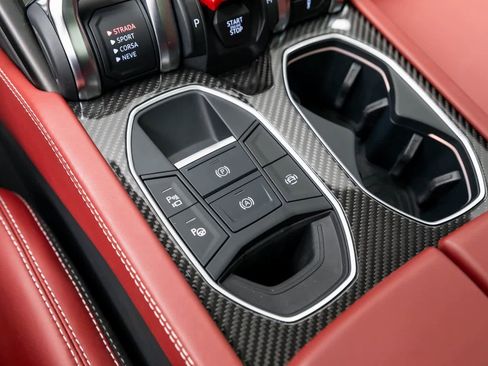 Used 2023 Lamborghini Urus S image 43