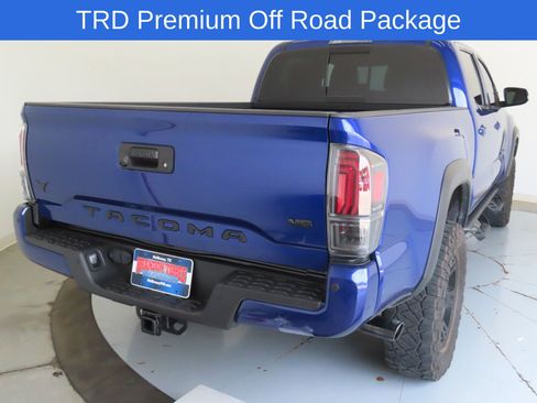 Used 2023 Toyota Tacoma TRD Off-Road w/ TRD Premium Off Road Package AWD/4WD image 3