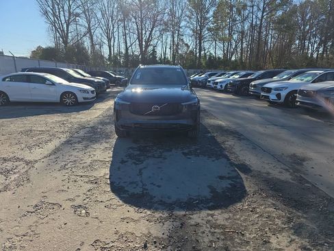 New 2026 Volvo XC90 B6 Ultra w/ Lounge Package image 10