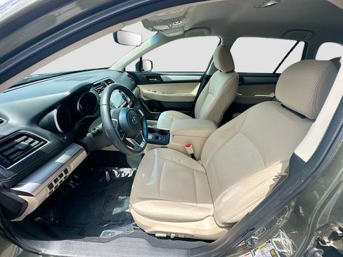 Used 2018 Subaru Outback 2.5i Premium AWD/4WD image 20